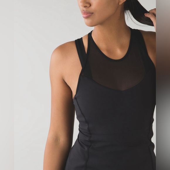 Lululemon Running In The City Tank in Black Size 4 - Picture 3 of 8
